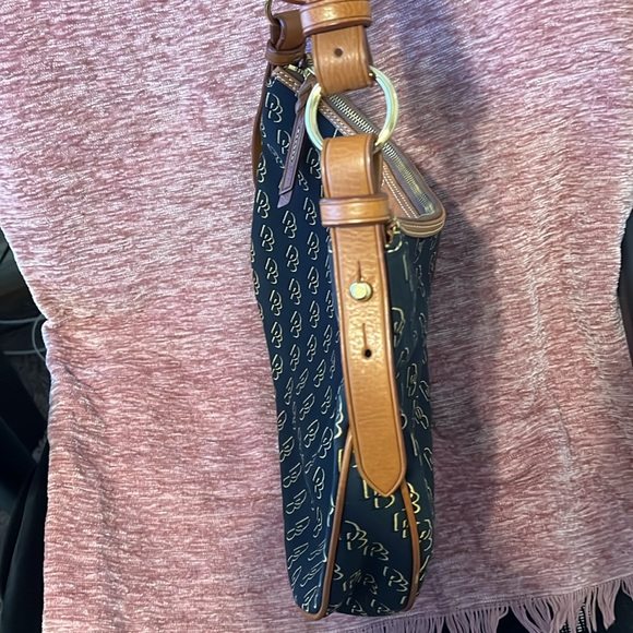 Dooney & Bourke Luisa bag - Picture 4 of 11